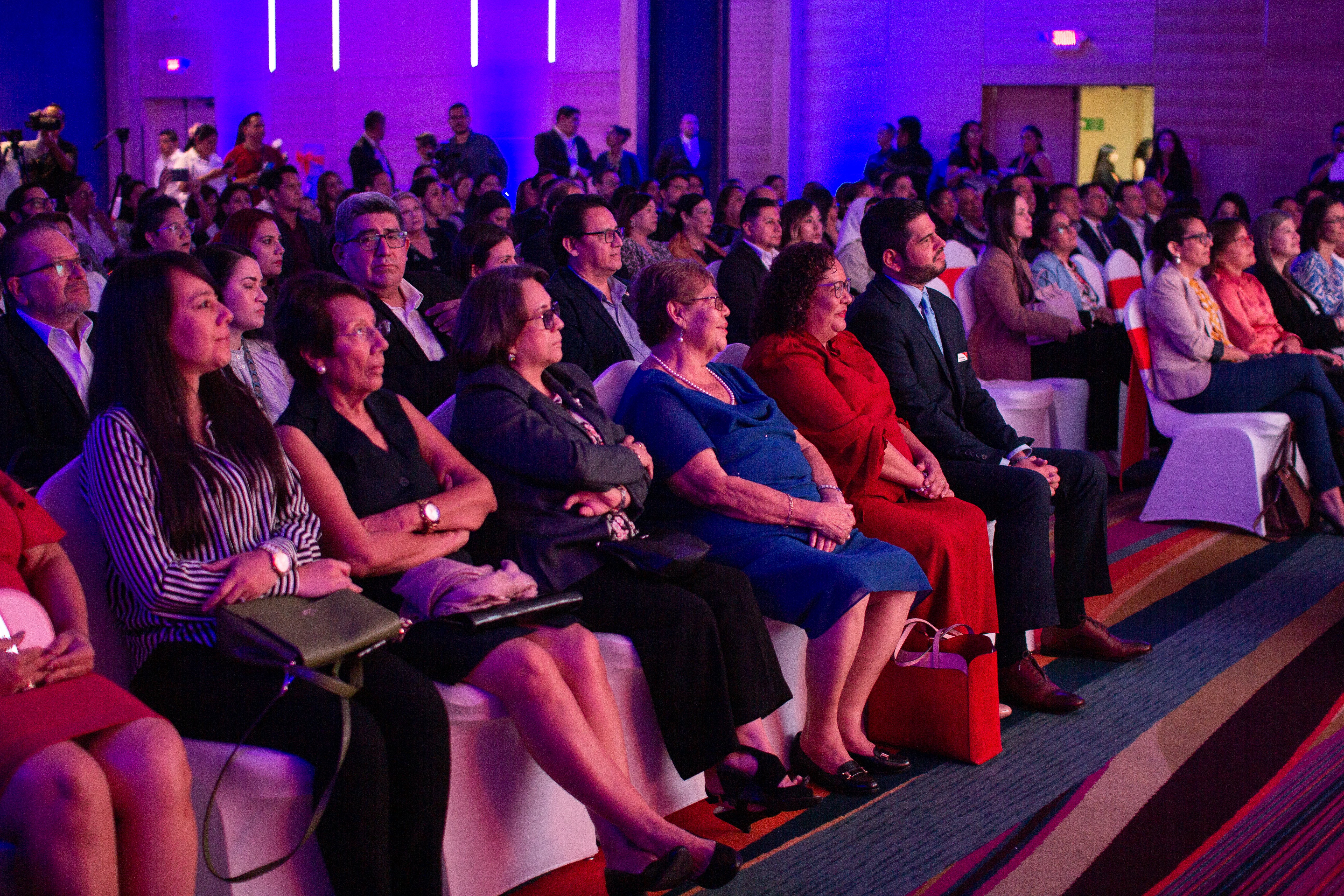 Estrellas por la niñez